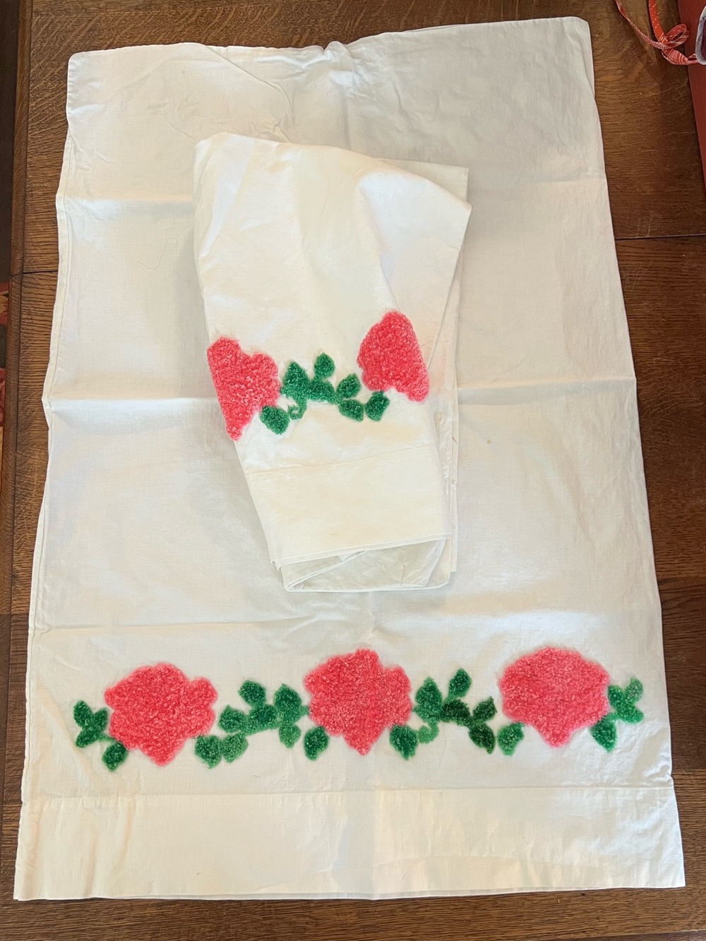 Vintage Pillowcases 20x30 Chenille Floral Accents Hot Pink & Christmas Green